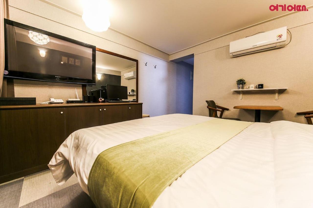 71 Street Motel Suwon Exteriör bild